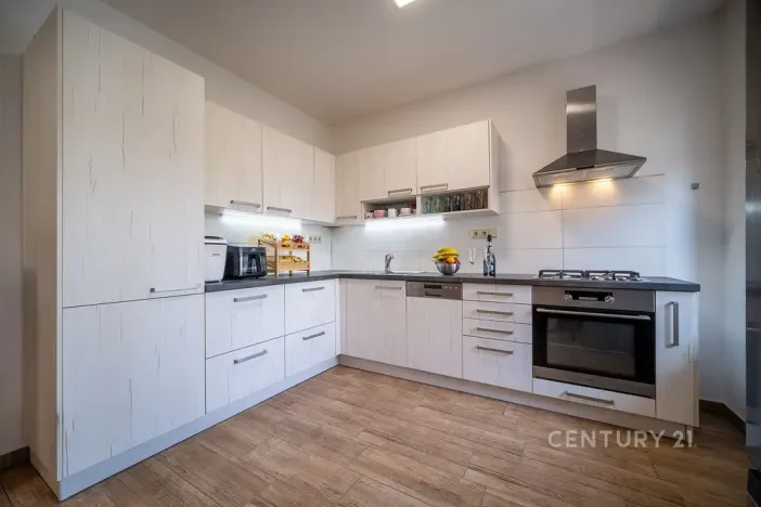 Prodej bytu 3+kk, České Budějovice - České Budějovice 5, Dobrovodská, 62 m2