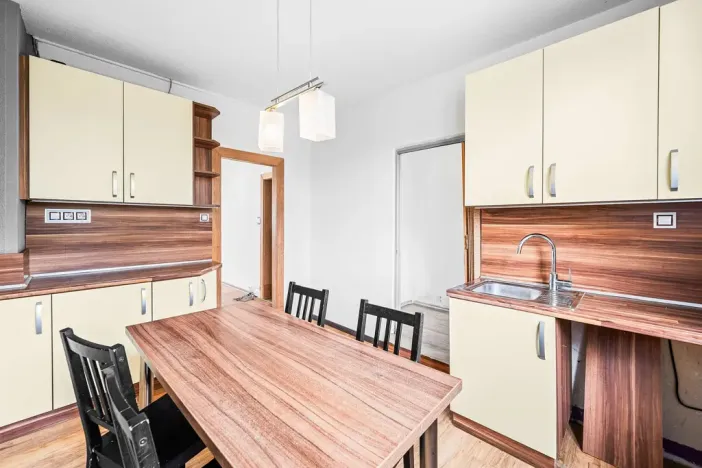 Prodej bytu 3+1, Planá, Zahradní, 70 m2
