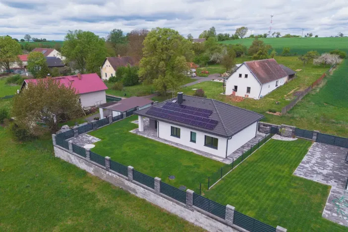 Prodej rodinného domu, Líšťany, 120 m2