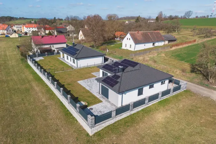 Prodej rodinného domu, Líšťany, 115 m2