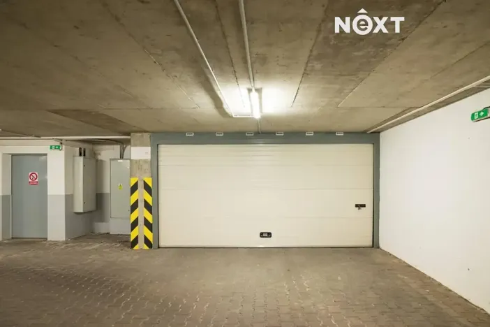 Prodej garáže, České Budějovice, Suchovrbenské nám., 25 m2