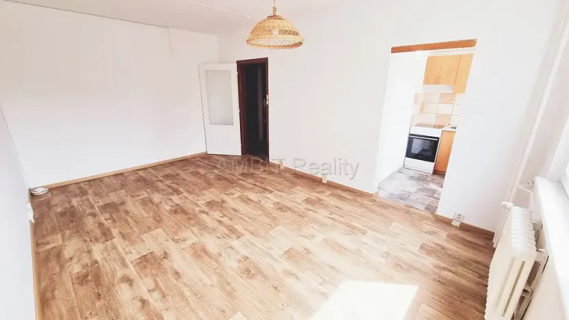 Pronájem bytu 1+kk, Praha - Hostivař, Vajdova, 29 m2