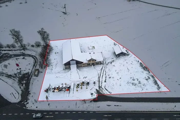 Prodej obchodního prostoru, Furth im Wald, Německo, 584 m2