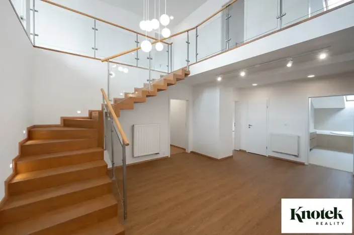 Pronájem bytu 6+kk a větší, Brno, Štefánikova, 400 m2