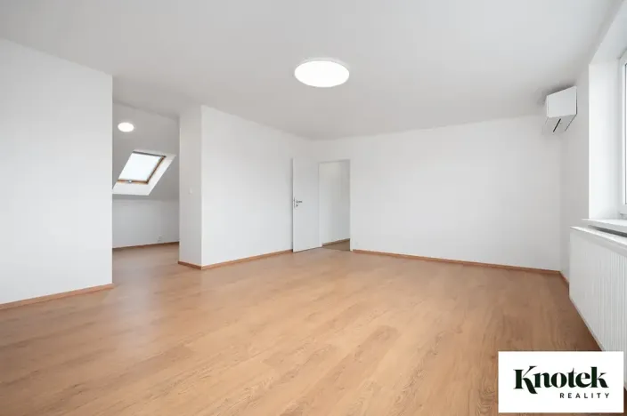 Pronájem bytu 6+kk a větší, Brno, Štefánikova, 400 m2
