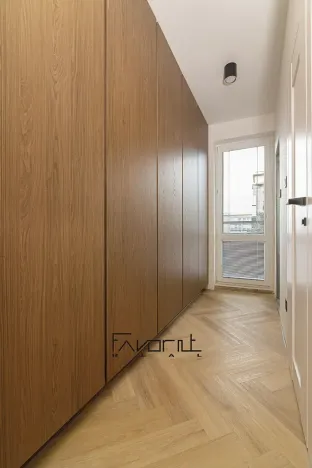 Prodej bytu 4+1, Ostrava, 28. října, 105 m2
