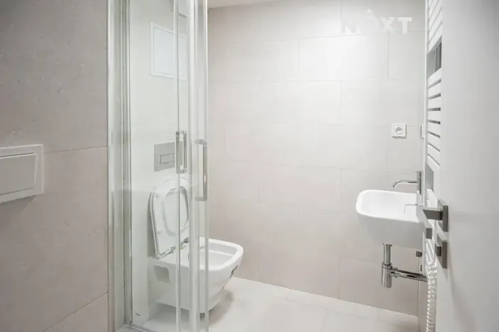 Prodej bytu 1+kk, Praha - Kyje, Vajgarská, 15 m2