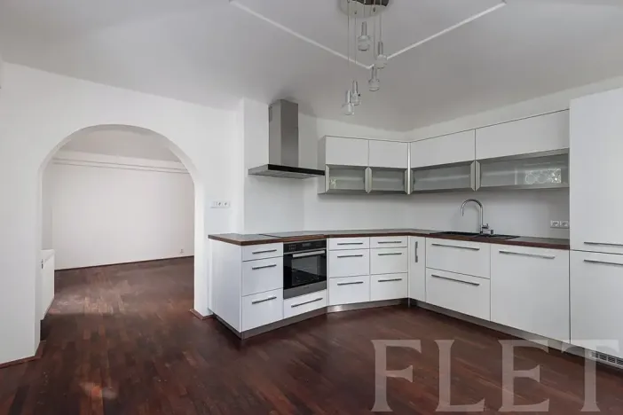 Prodej rodinného domu, Chýnice, Nám. Na Louži, 78 m2