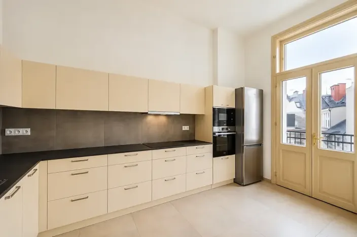 Pronájem bytu 2+1, Praha - Staré Město, Kaprova, 82 m2