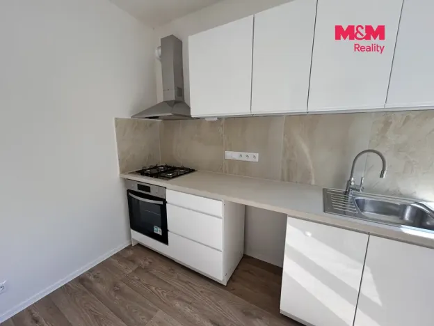 Pronájem bytu 2+1, Ústí nad Labem - Severní Terasa, Svojsíkova, 51 m2