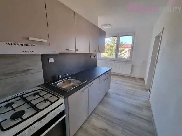 Pronájem bytu 2+1, Uherské Hradiště, Štěpnická, 64 m2