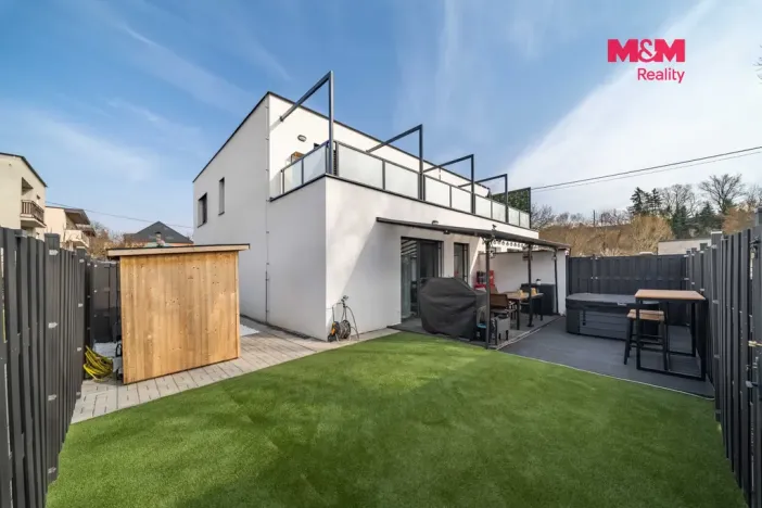 Prodej bytu 3+kk, Rokycany - Borek, Pražská, 72 m2