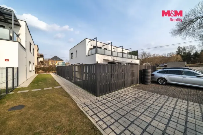 Prodej bytu 3+kk, Rokycany - Borek, Pražská, 72 m2