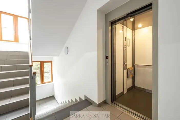Pronájem bytu 2+kk, Praha - Hlubočepy, Hlubočepská, 70 m2