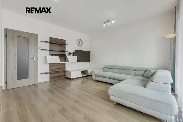 Prodej bytu 3+kk, Praha - Letňany, Hlučkova, 81 m2