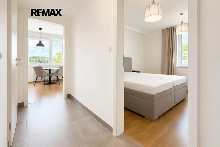 Pronájem bytu 2+kk, Praha - Hloubětín, Kbelská, 54 m2