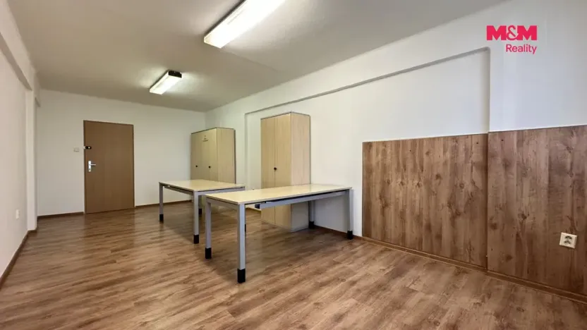 Pronájem kanceláře, Mladá Boleslav - Mladá Boleslav III, třída T. G. Masaryka, 25 m2