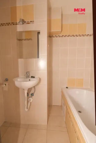Pronájem bytu 3+kk, Trutnov - Střední Předměstí, Novodvorská, 50 m2