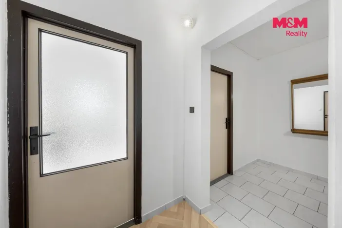 Pronájem bytu 2+kk, Ústí nad Labem, Obvodová, 46 m2