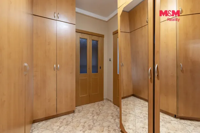 Prodej bytu 3+1, Chodov, Husova, 68 m2