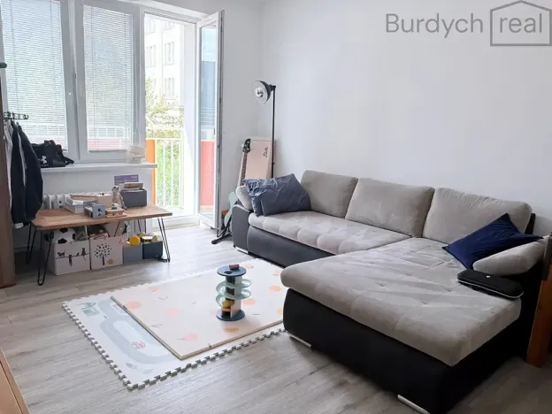Pronájem bytu 2+1, Brno, Ptašínského, 57 m2