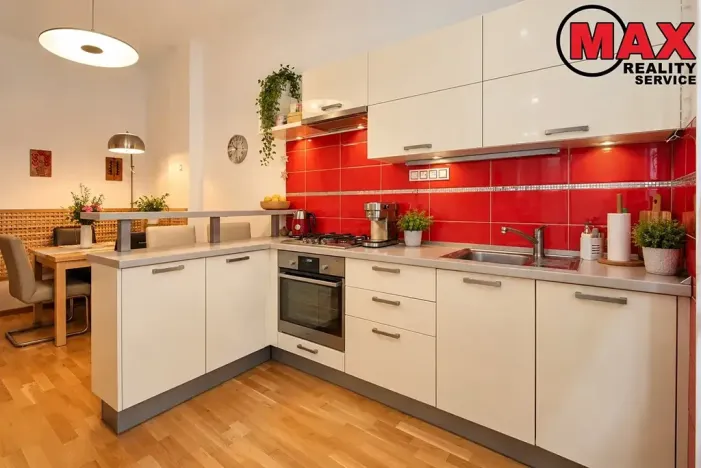 Prodej bytu 2+1, Praha - Smíchov, U Santošky, 70 m2