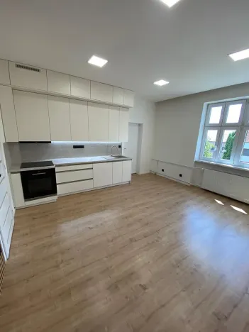 Prodej bytu 3+1, Zlín, Tyršova, 76 m2