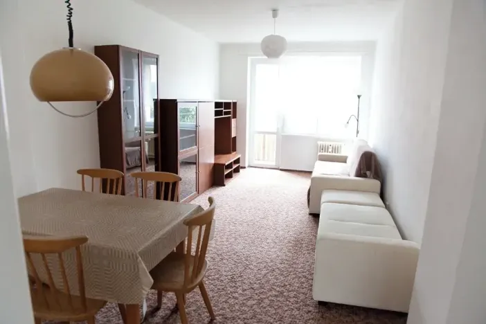 Pronájem bytu 2+1, Týnec nad Sázavou, Družstevní, 50 m2