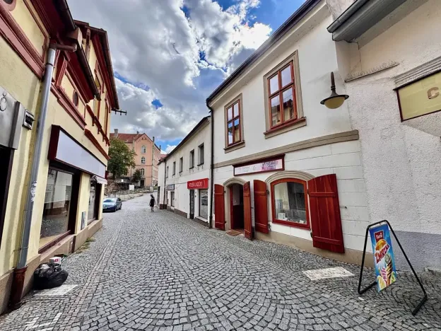 Pronájem obchodního prostoru, Chrudim, Břetislavova, 70 m2