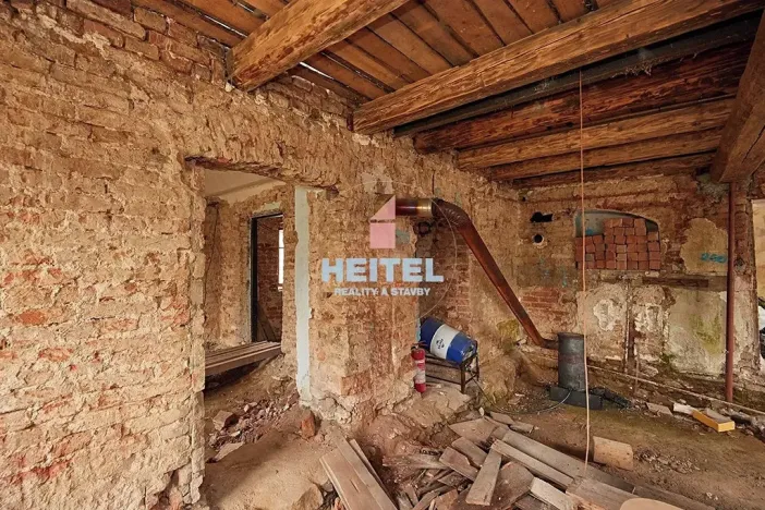 Prodej vícegeneračního domu, Hanušovice, 300 m2