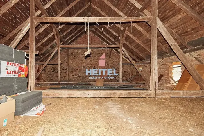 Prodej vícegeneračního domu, Hanušovice, 300 m2
