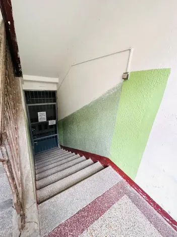 Prodej bytu 2+1, Karlovy Vary, Jaltská, 51 m2