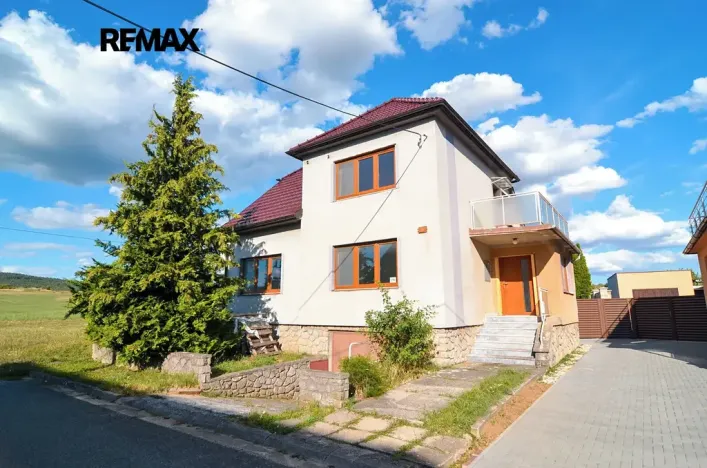 Prodej rodinného domu, Moravany, 240 m2