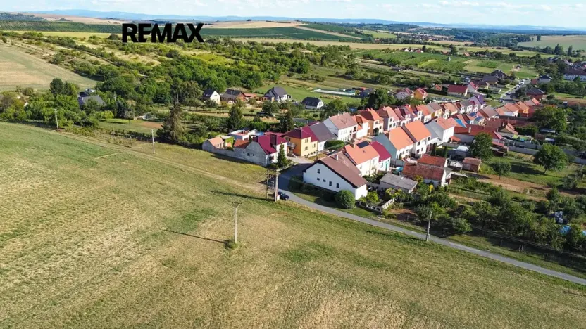 Prodej rodinného domu, Moravany, 240 m2