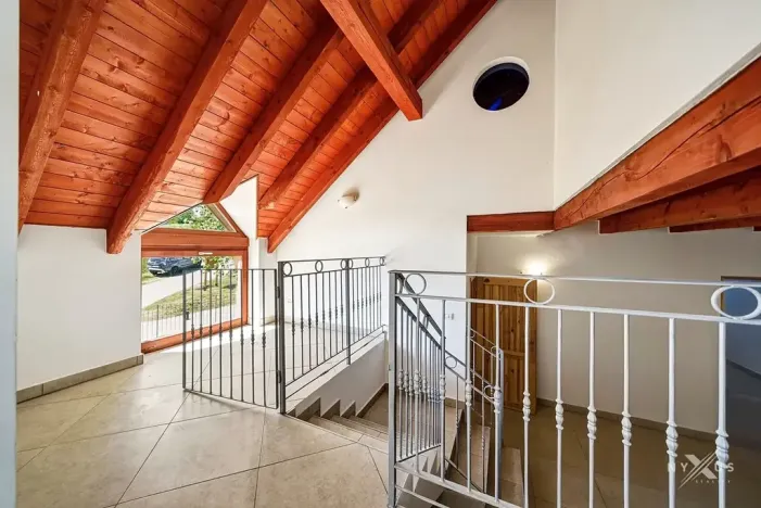 Prodej činžovního domu, Černolice, Ke dvoru, 375 m2