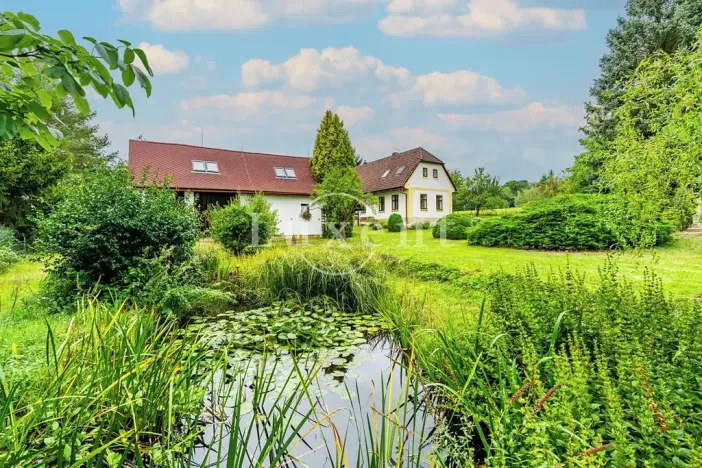 Prodej rodinného domu, Dvůr Králové nad Labem, K Rybníkům, 600 m2