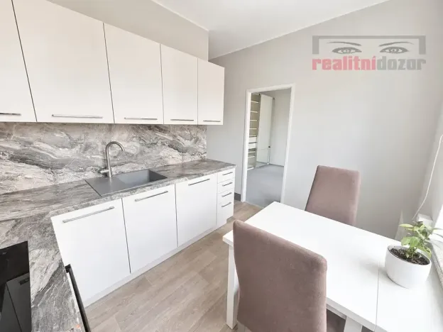Prodej bytu 2+1, Brno, Družstevní, 51 m2