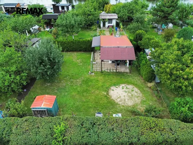 Prodej chaty, Nymburk, Komárno, 16 m2