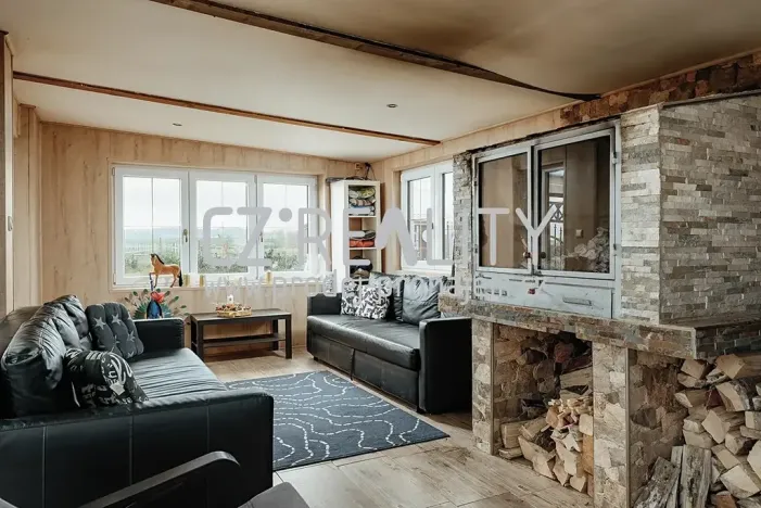 Prodej vícegeneračního domu, Pečky, 280 m2