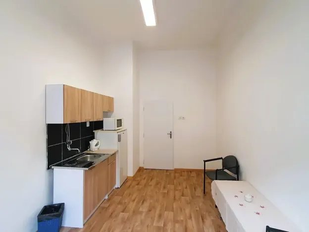 Pronájem kanceláře, Broumov, Československé armády, 15 m2