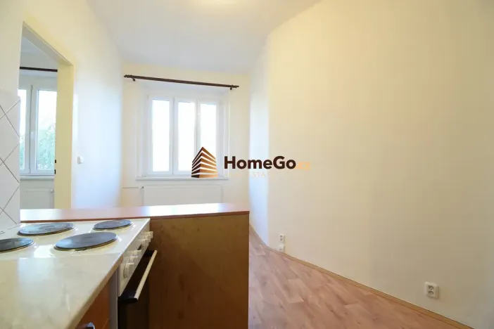Pronájem bytu 2+kk, Praha - Nusle, Lounských, 51 m2