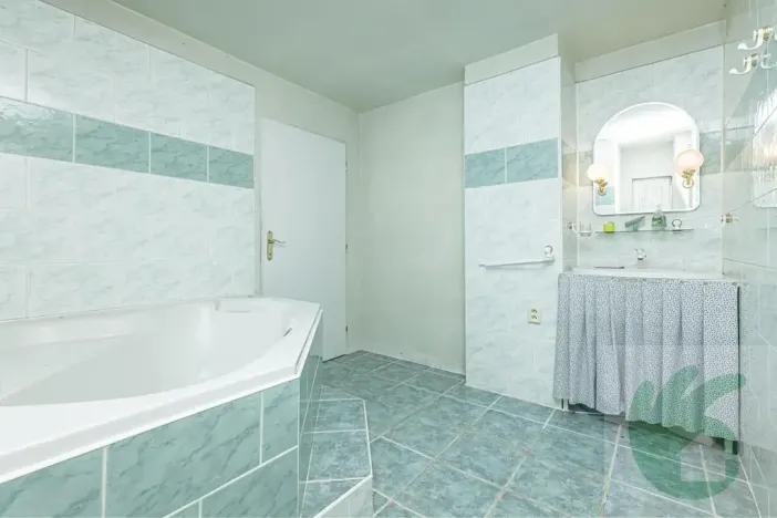 Prodej rodinného domu, Liberec, Charbinská, 240 m2