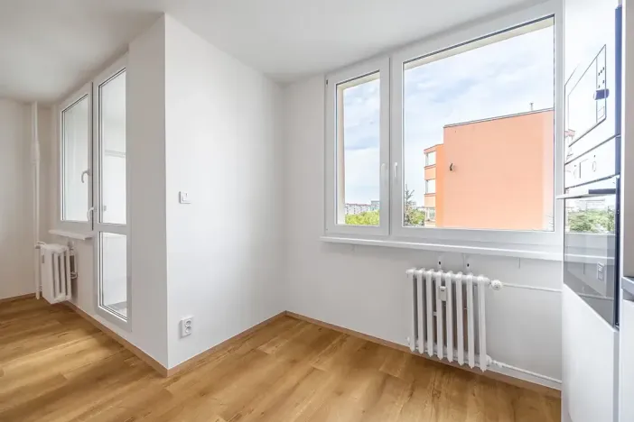 Prodej bytu 3+kk, Praha - Černý Most, Pospíchalova, 73 m2
