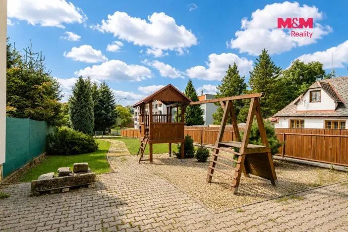 Prodej ubytování, Rokytnice v Orlických horách, náměstí T. G. Masaryka, 431 m2