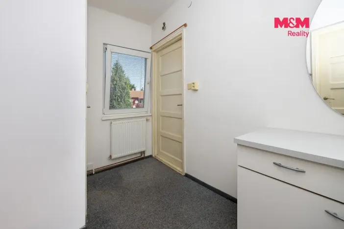 Prodej bytu 3+1, Pardubice - Ohrazenice, Mrštíků, 75 m2