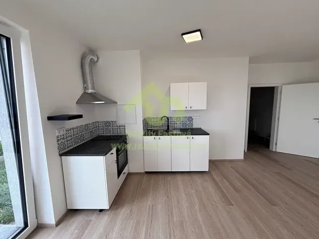 Pronájem bytu 1+kk, Dobřany, Denksteinova, 38 m2