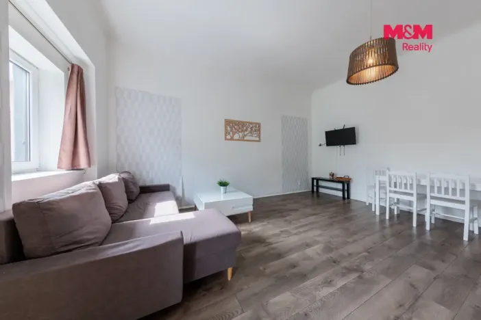 Prodej činžovního domu, Hroznětín, Mlýnská, 327 m2
