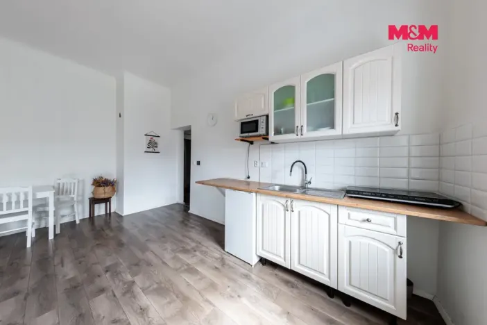 Prodej činžovního domu, Hroznětín, Mlýnská, 327 m2
