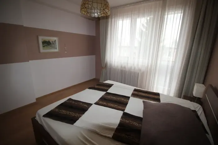 Prodej bytu 3+1, Praha - Troja, Na Šutce, 73 m2