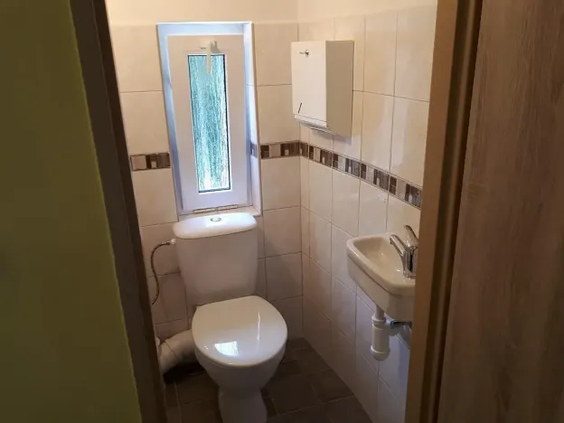 Pronájem komerční, Liberec - Liberec VI-Rochlice, Dr. Milady Horákové, 250 m2